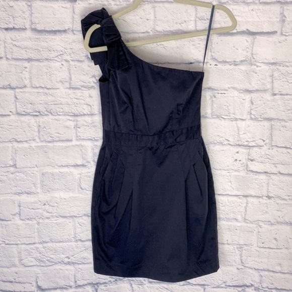 French Connection Bonny navy blue bow one shoulder dress size 2 - Picture 2 of 8